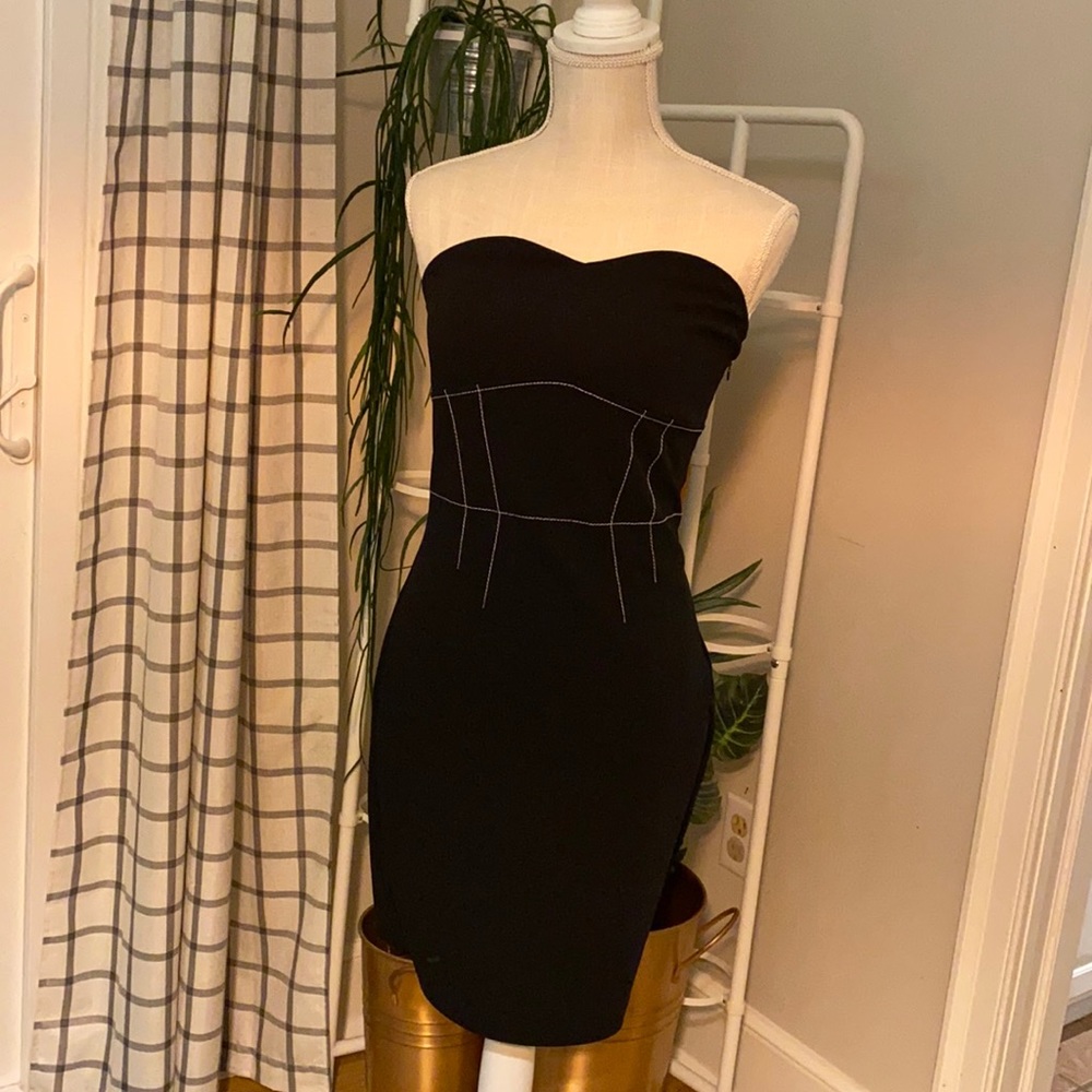 Express strapless LBD